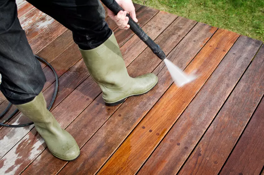 deck maintenance