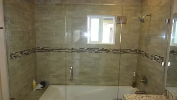 Shower and Tub Cleaning